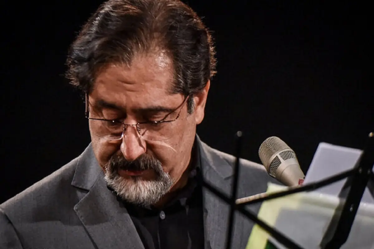 «حسام الدین سراج» برای چهلمین روزِ تدفین رهبر شهید خواند | رونمایی از قطعه «بهارِ دلشکسته»