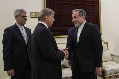 اسلامآباد برای ازسرگیری مذاکرات با ایران و آمریکا در تماس است