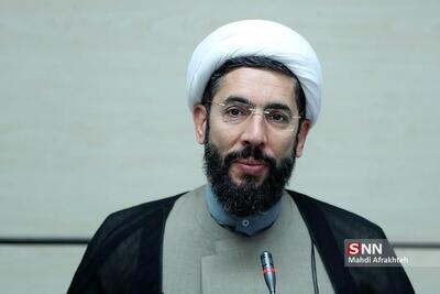 حجتالاسلام رستمی: جریان علمی و دانشگاهی، یکی از محورهای اصلی حمایتهای امام شهید بود / یکی از دغدغههای رهبر شهید، جلوگیری از انحراف دانشگاه از مسیر علم بود + فیلم