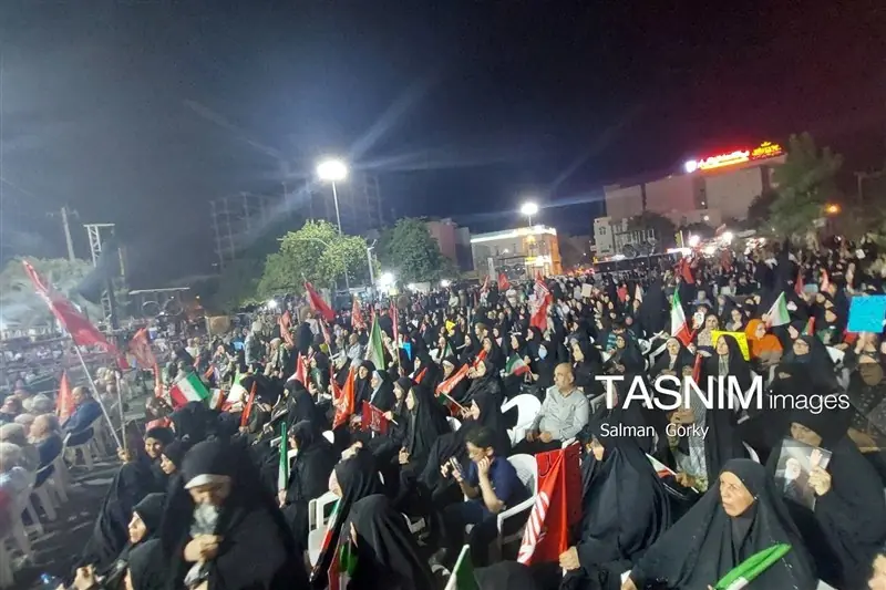 172مین شب حضور مقتدرانه مردم بوشهر در میدان - تسنیم