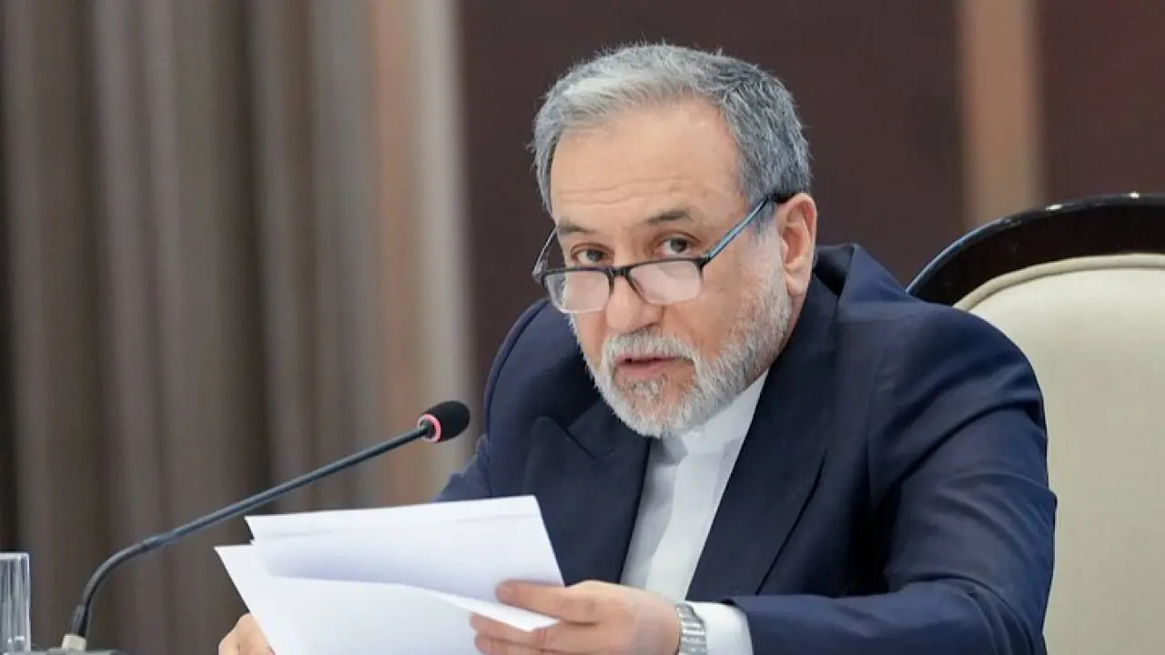  عراقچی: تهدید عملیات اقتصادی علیه ایران، برای انحراف افکار عمومی آمریکا از بحران مالی است