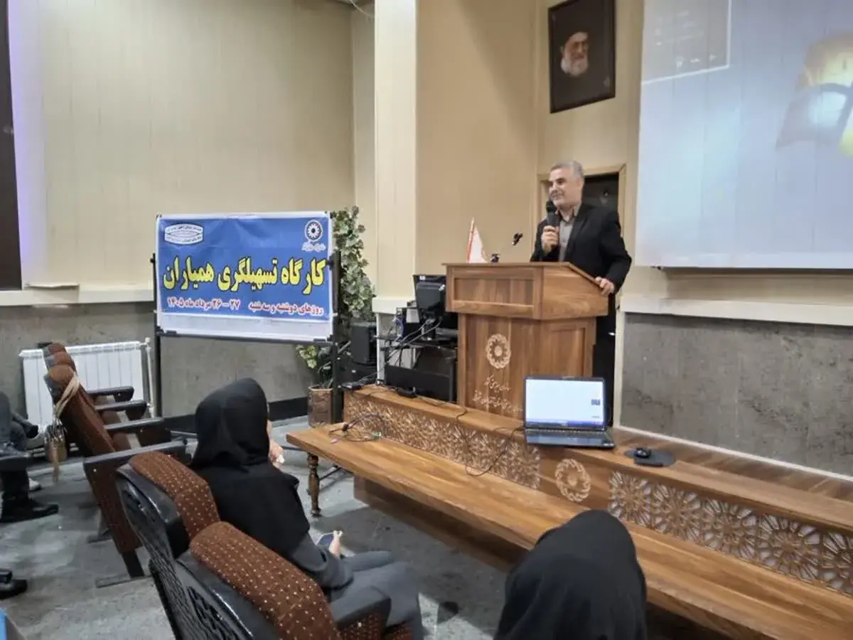 دوره آموزشی کاهش آسیبهای اجتماعی در بهزیستی تبریز برگزار شد