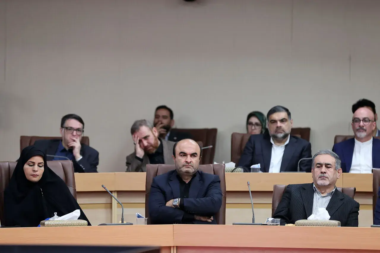برخی بیآنکه بدانند با مذاکره مخالفند