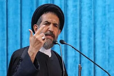ابوترابیفرد، امام جمعه موقت تهران: با وحدت و پیوند ملت و دولت، از این دوران و تنگناهای اقتصادی عبور خواهیم کرد