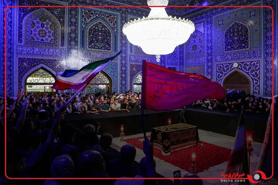  پنجره متفاوتی به مراسم شب گذشته بزرگداشت چهلمین روز تدفین «آقای شهید ایران» در حرم مطهر امام رضا علیه‌السلام