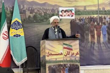  امام جمعه بندرعباس: انقلاب اسلامی به جهشی رو به جلو نیاز دارد