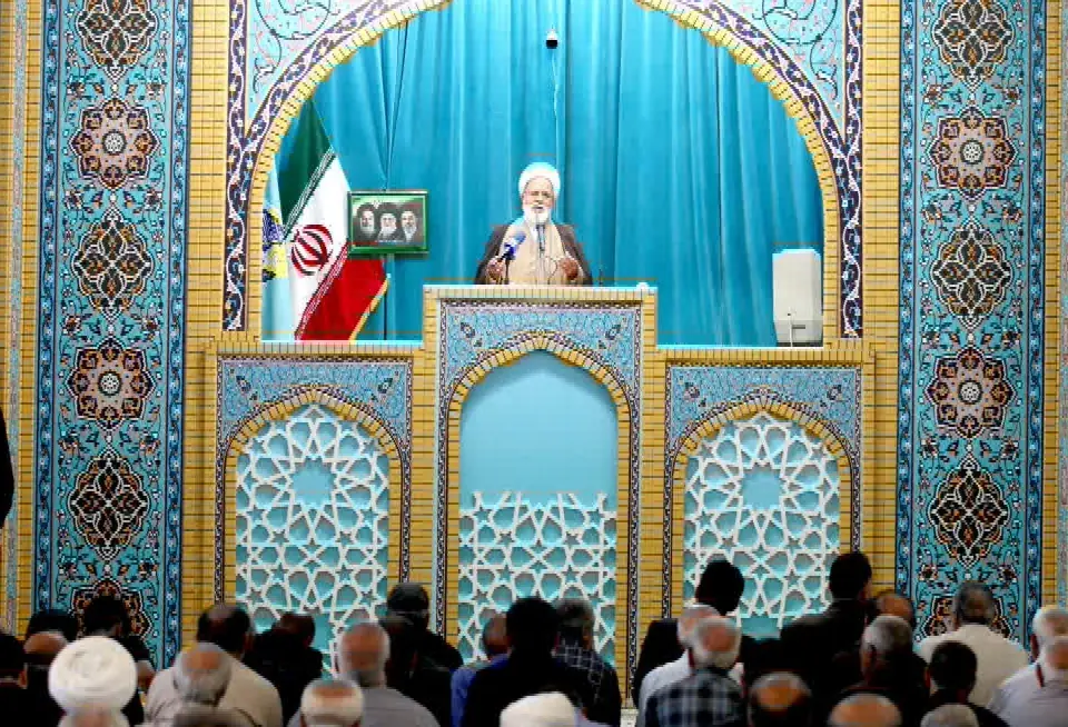 تغییر میدان تقابل دشمن، نشانه ناکامی در برابر ایران است