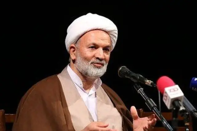 خبر مهم یک نماینده از طرح خروج از NPT در مجلس/ برخی جریانهای غربگرا، حجاب را به دیوار برلین تشبیه کردهاند