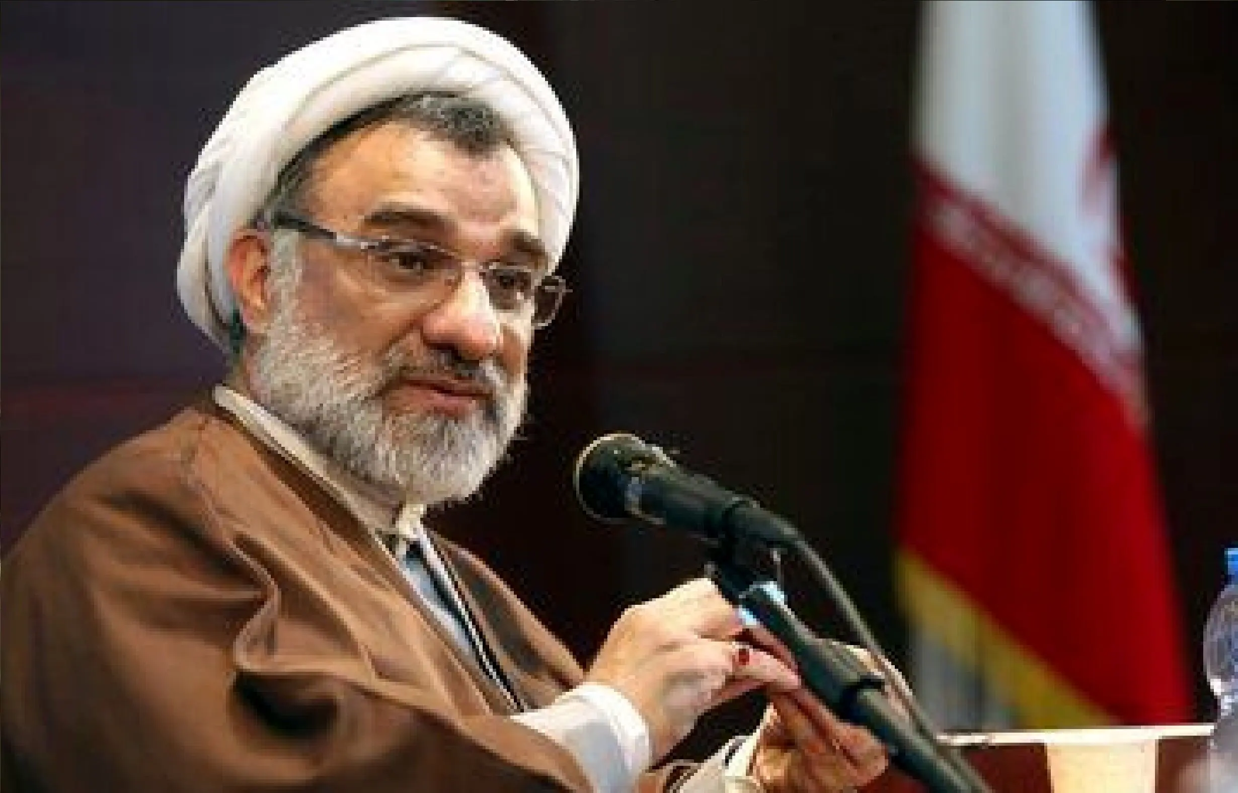 واکنش دبیر شورای عالی انقلاب فرهنگی به انتقادات عارف از این شورا