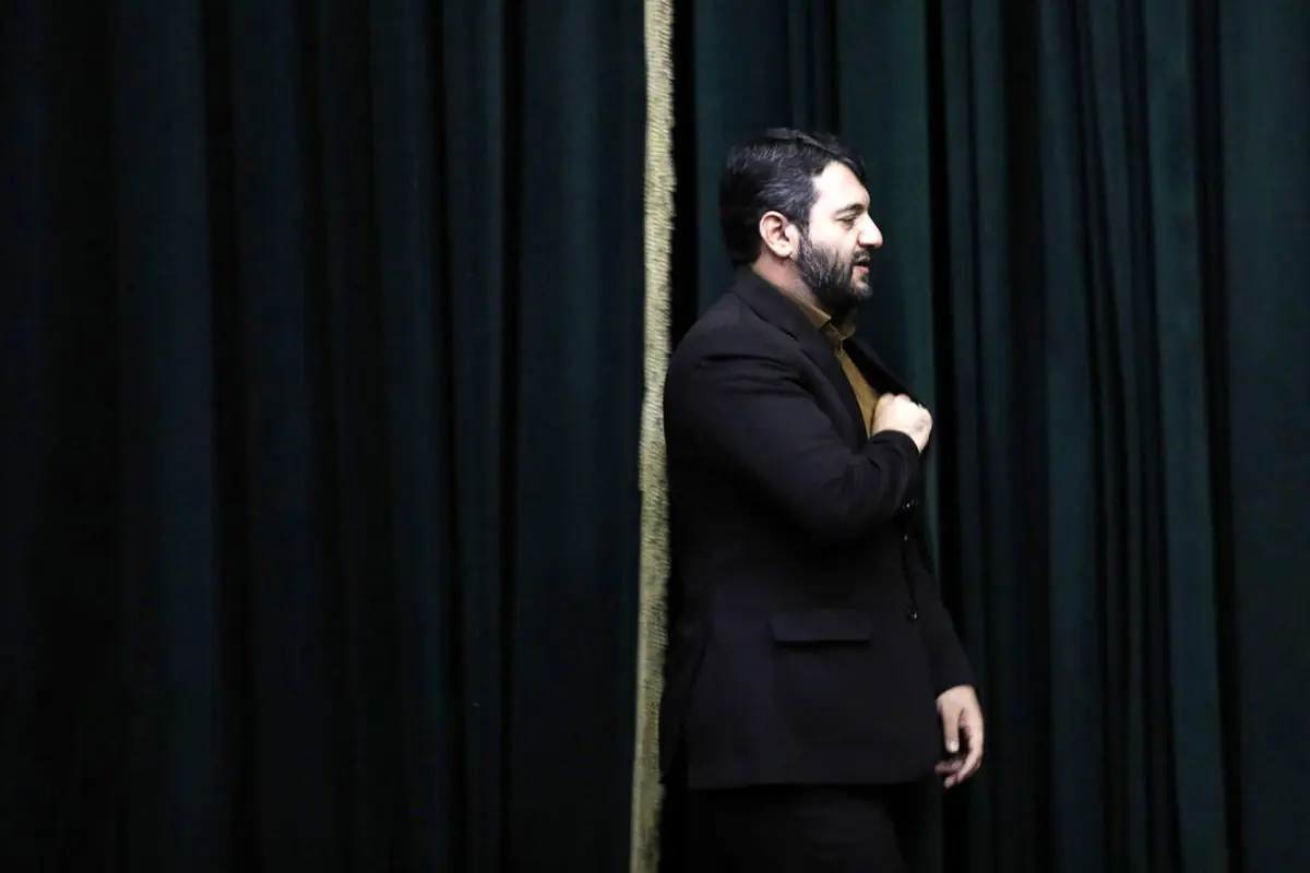 جنجال جدید حجت عبدالملکی؛ بازی با ریاضی یا فرار از کارنامهای که سفرهها را کوچک کرد؟/ تئوریهای شاذ دولتمرد سیزدهم کی تمام میشود؟