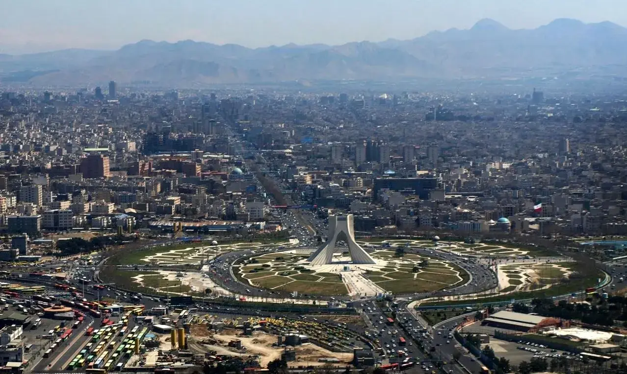  پیش‌بینی آب و هوای تهران امروز جمعه ۳۱ مرداد