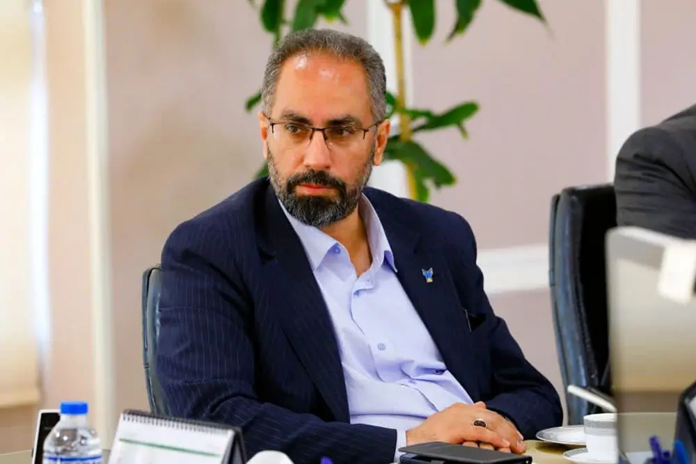 «ربات جنگجو» به میدان میآید؛ رقابت فناورانه جوانان در قزوین