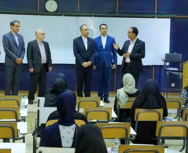 بازدید معاون نیروی انسانی ارتش از روند برگزاری کنکور سراسری ۱۴۰۵