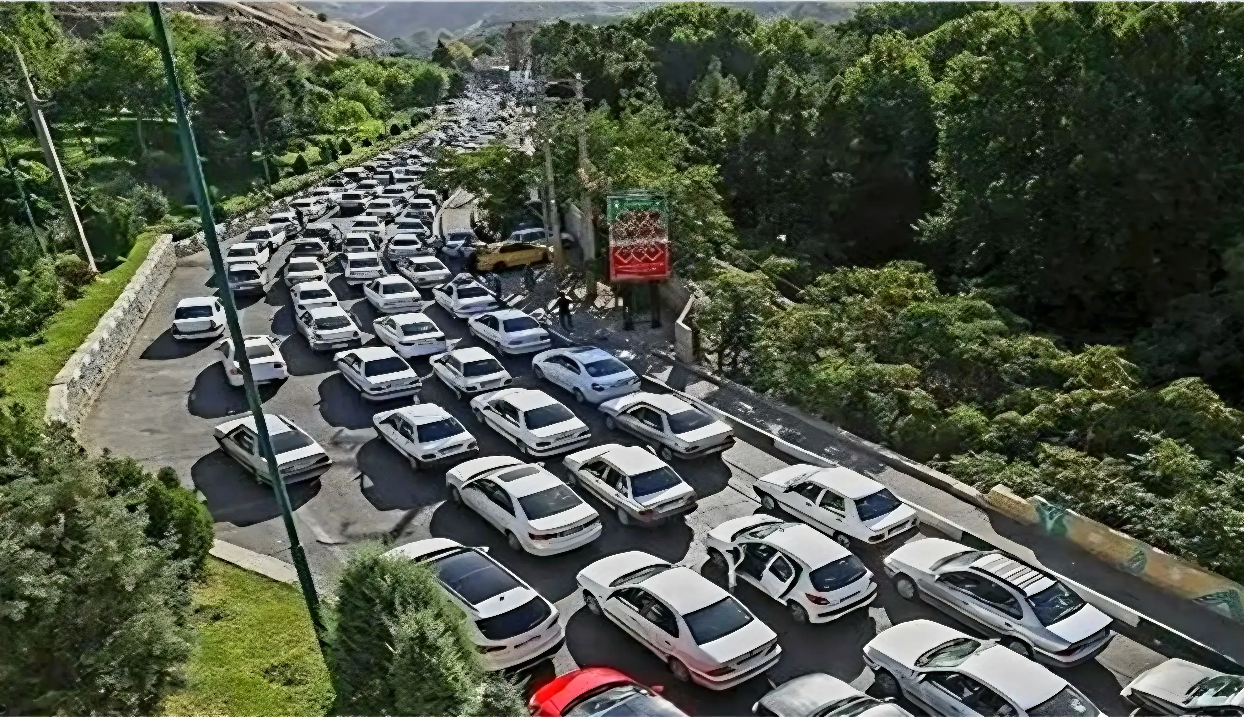ترافیک نیمهسنگین و روان در خروجی محورهای کندوان، هراز و سوادکوه