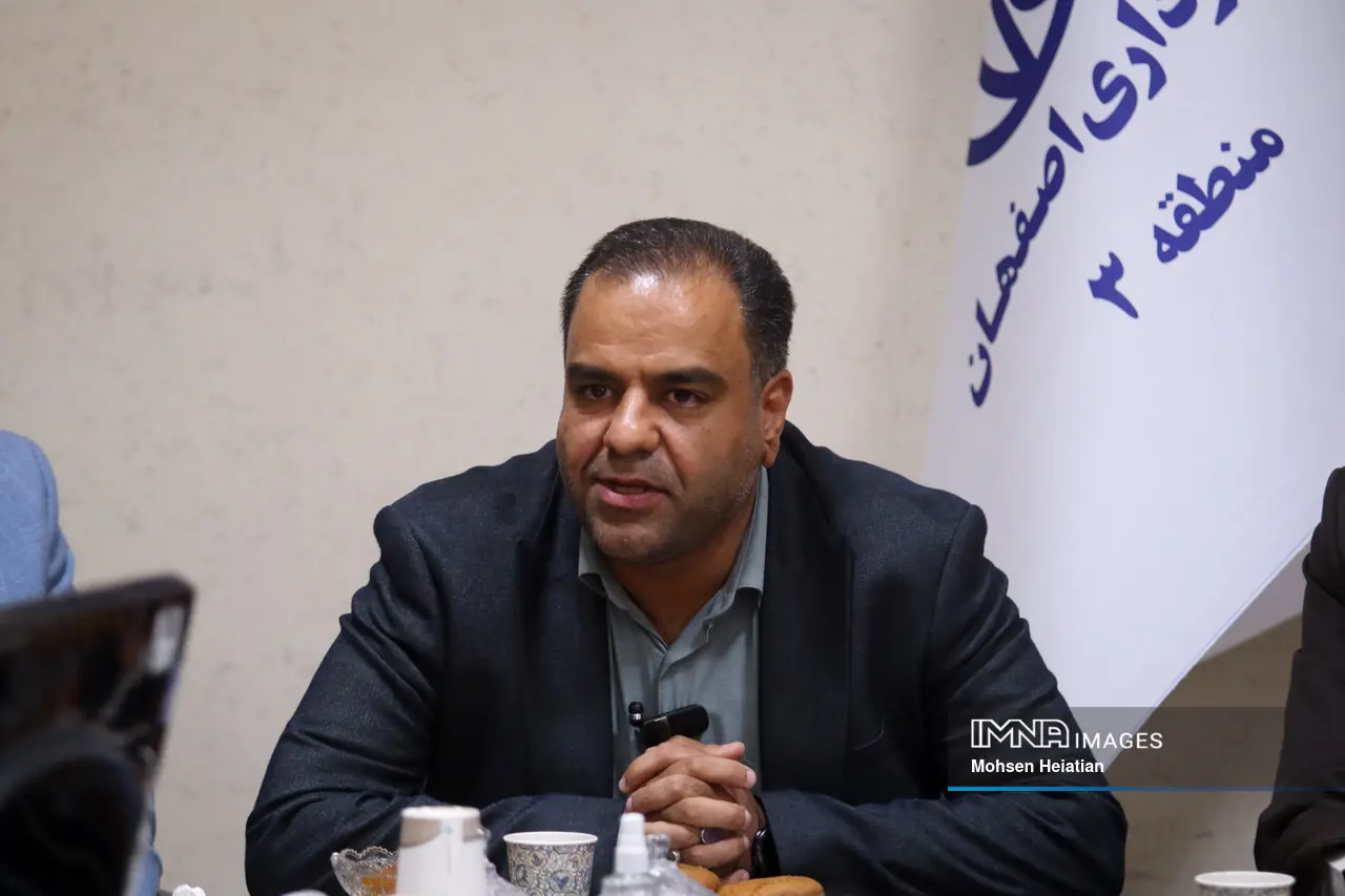 توسعه تولید انرژی پاک در منطقه ۳ اصفهان؛ گامی مؤثر برای کاهش فشار بر شبکه برق