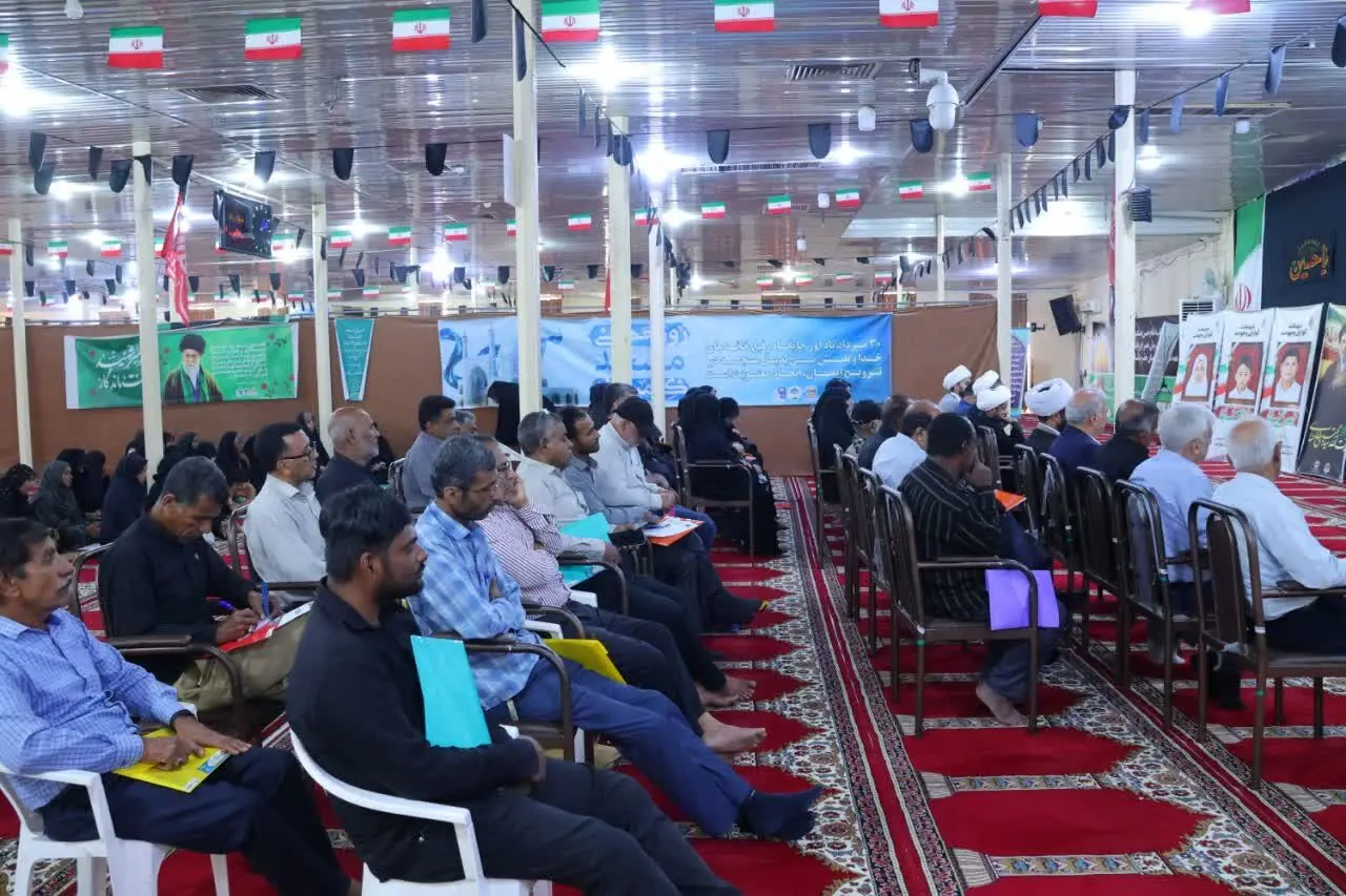  اجتماع بزرگ مسجدی‌ها در قشم برگزار شد