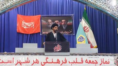 امام جمعه موقت زابل: وحدت شیعه و سنی در شرایط کنونی بیش از همیشه نیازمند صیانت است