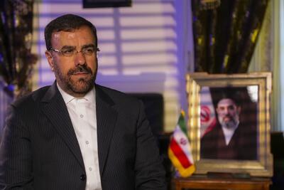 استاندار فارس: مسجد پایگاه وحدت، تربیت و همبستگی اجتماعی است