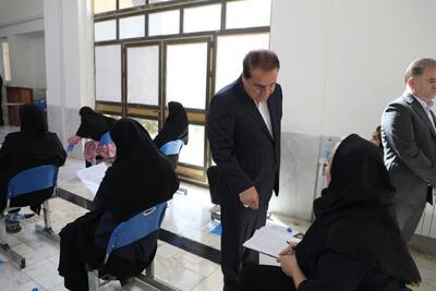 بازدید استاندار از روند برگزاری آزمون سراسری در دانشگاه ایلام