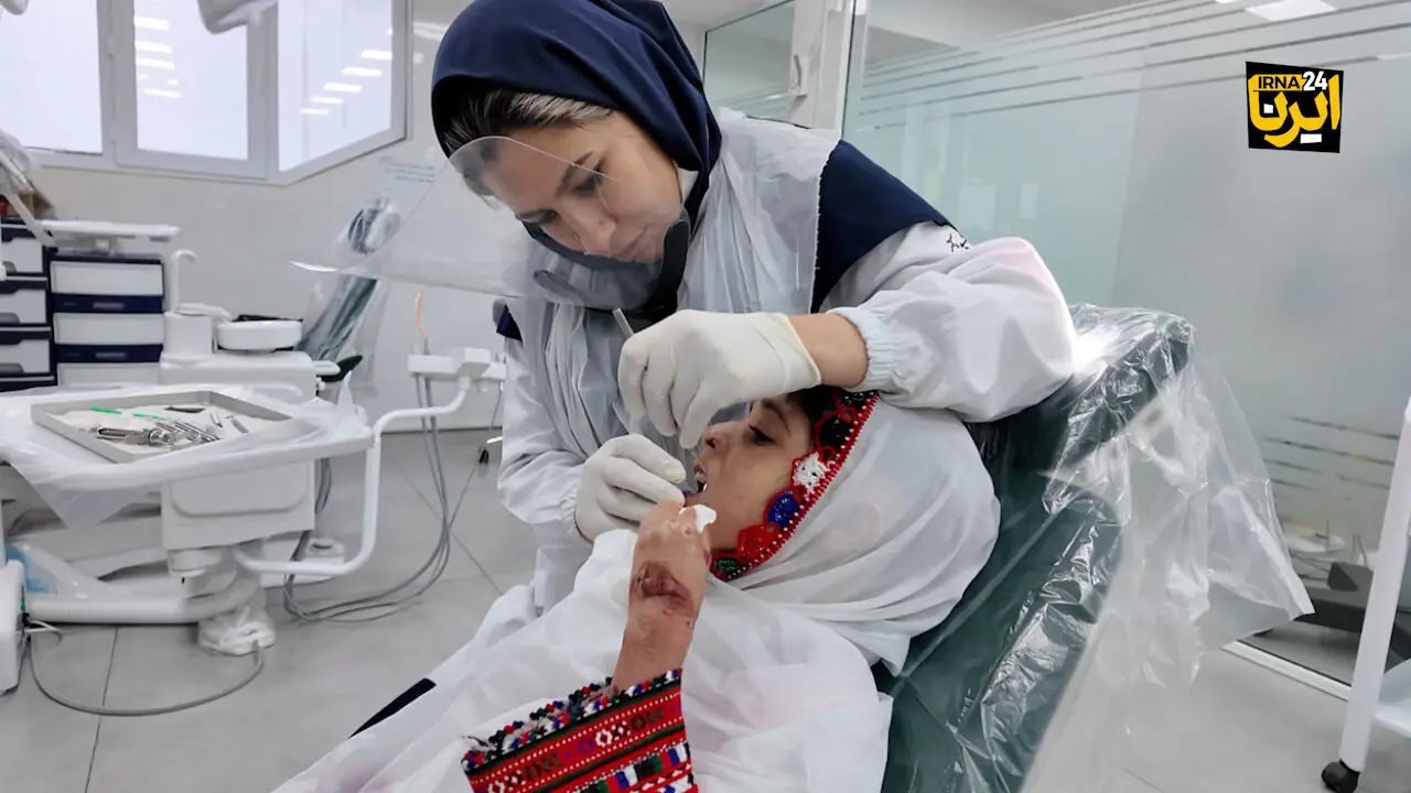 ارائه خدمات رایگان دندانپزشکی به ۵۰ نفر از بیماران پروانهای
