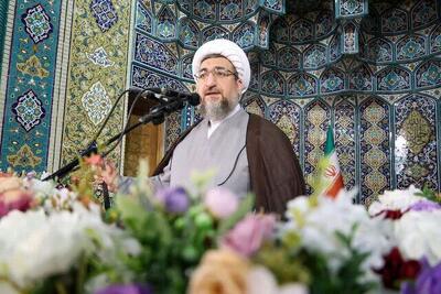 امام جمعه تبریز: دشمن با ایجاد اختلاف و افزایش گرانی به دنبال کاستن از تابآوری مردم است