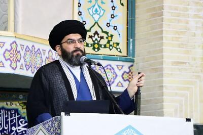 امام جمعه زنجان: گره گشایی از مشکلات مردم عبادت است