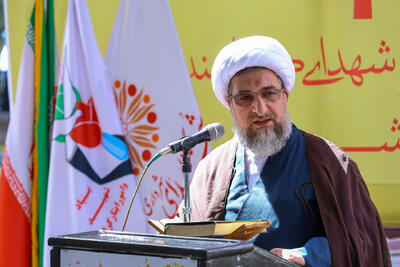 امام جمعه تبریز: آثار فکری و معنوی رهبر شهید در جامعه جاری و ماندگار خواهد بود