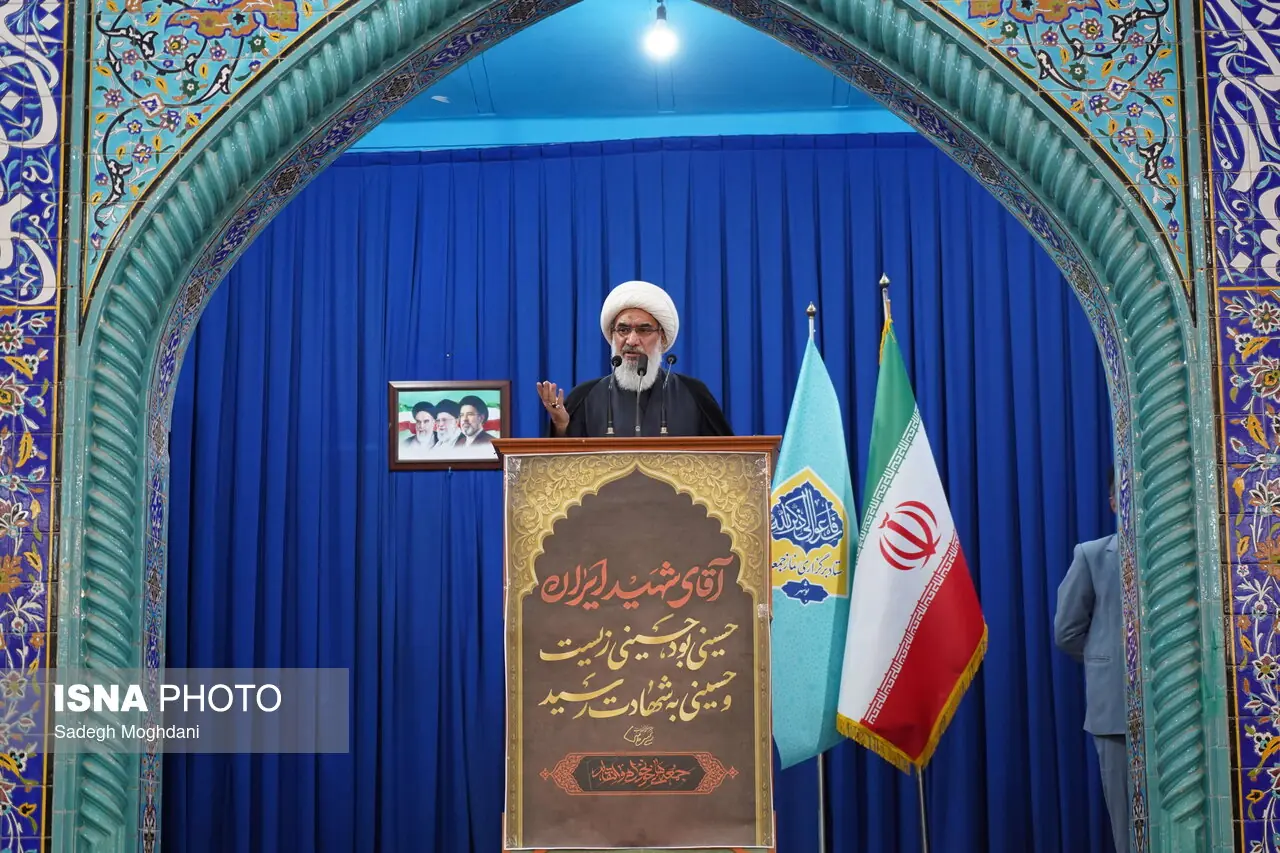 امام جمعه بوشهر: خلیج فارس جای حامیان متجاوزان نیست