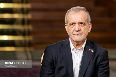  پزشکیان: زنان با نوآوری و اراده، پیشگام ارتقای کیفیت زندگی جامعه باشند