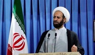 امام جمعه موقت خرم آباد : نباید در برابر دشمن پیام ضعف صادر شود