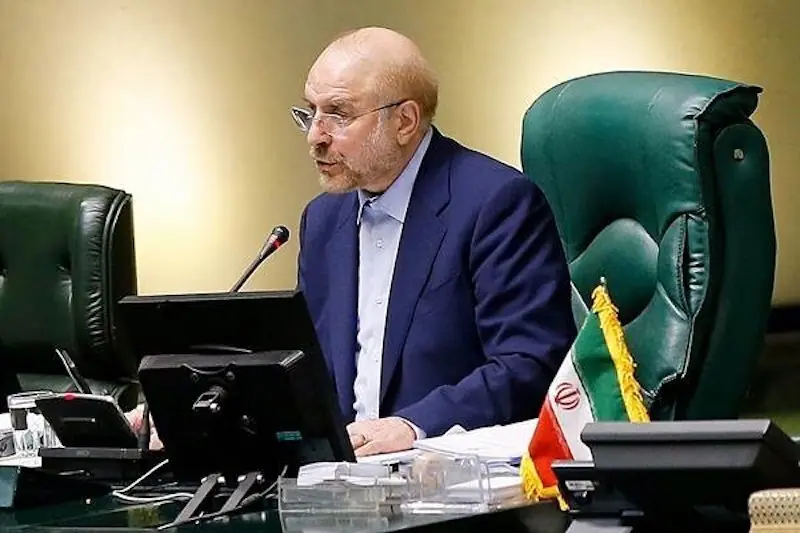 انتقاد سایت اصولگرا از ایداریچی ها برای تخریب قالیباف