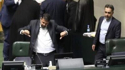 واکنش عضو هیات رئیسه مجلس به حلبوسی: نمیتوانی نام خلیج فارس را به سرقت ببری! - مردم سالاری آنلاین