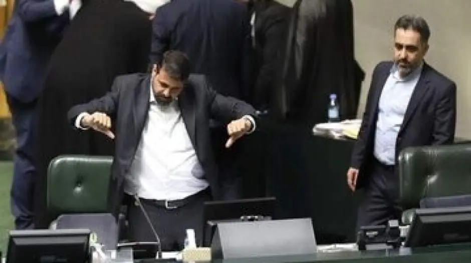 واکنش عضو هیات رئیسه مجلس به حلبوسی: نمیتوانی نام خلیج فارس را به سرقت ببری! - مردم سالاری آنلاین
