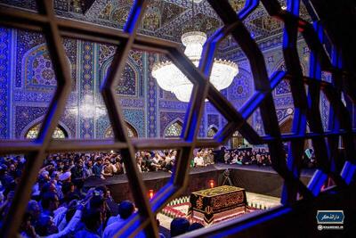 قاب ماندگار از رواق دارالذکر در چهلم تدفین رهبر شهید