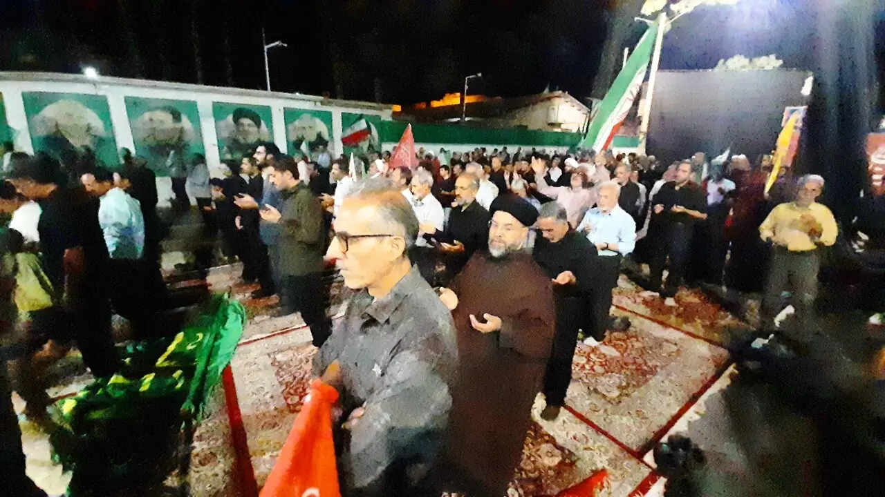  بزرگداشت چهلم تدفین «آقای شهید ایران» در تجمع مردمی کاشمر