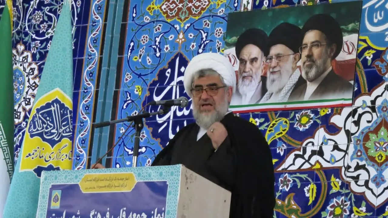 وحدت اسلامی راهبردی حیاتی برای حفظ عزت جهان اسلام است