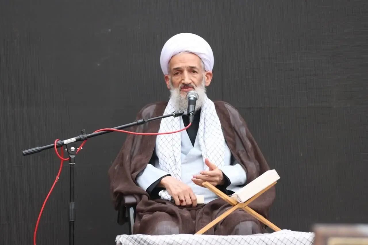 آیتالله محمدیلائینی: دشمن در شکستن تابآوری ملت ایران ناکام ماند