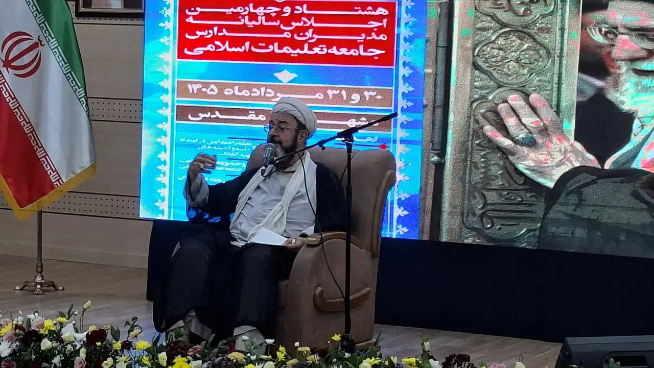  نماز عامل اصلی ساخت جامعه منتظر ظهور است