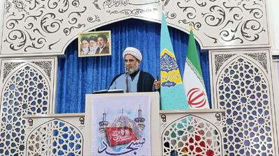  امام جمعه پارسیان: دولت برای مهار گرانی‌ها برنامه ملموس ارائه کند