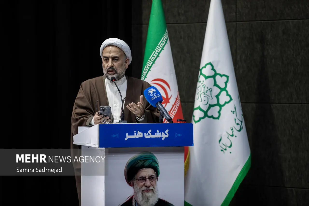 خون دلی که لعل شد
