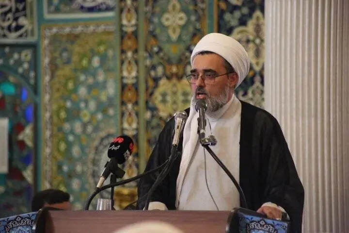 امام جمعه اهل سنت کرمانشاه: پیامبر اسلام رمز وحدت امت اسلامی است