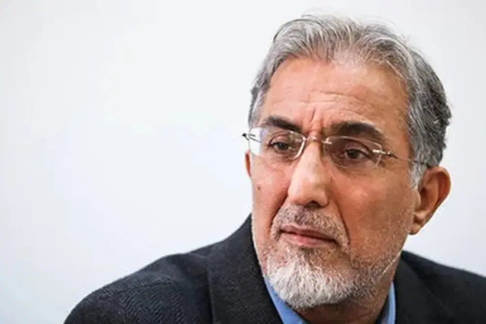 راغفر: افزایش قیمت بنزین و انرژی فشار اصلی را به اقشار کمدرآمد وارد میکند
