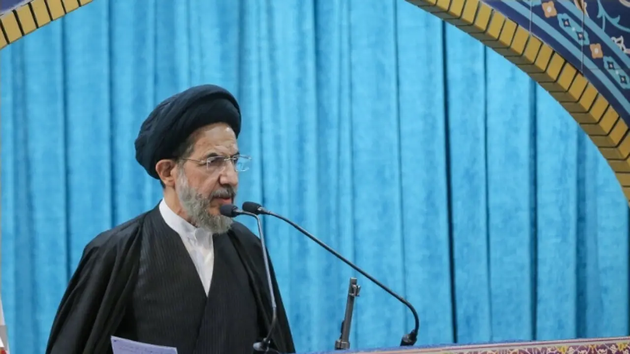 خطیب موقت نماز جمعه تهران: همه مردم با هم باید در صلح، دوستی، وحدت و اتحاد در جامعه عمل کنند