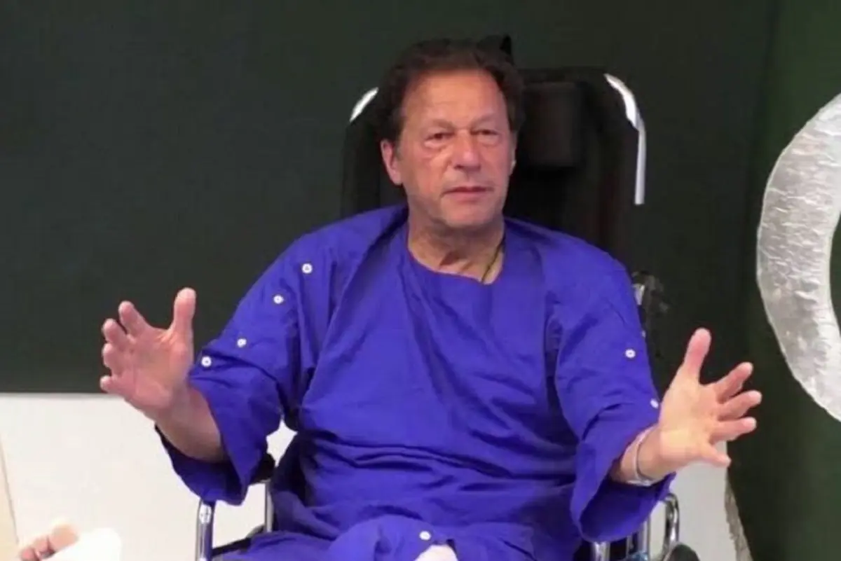  عمران خان از زندان به بیمارستان منتقل شد