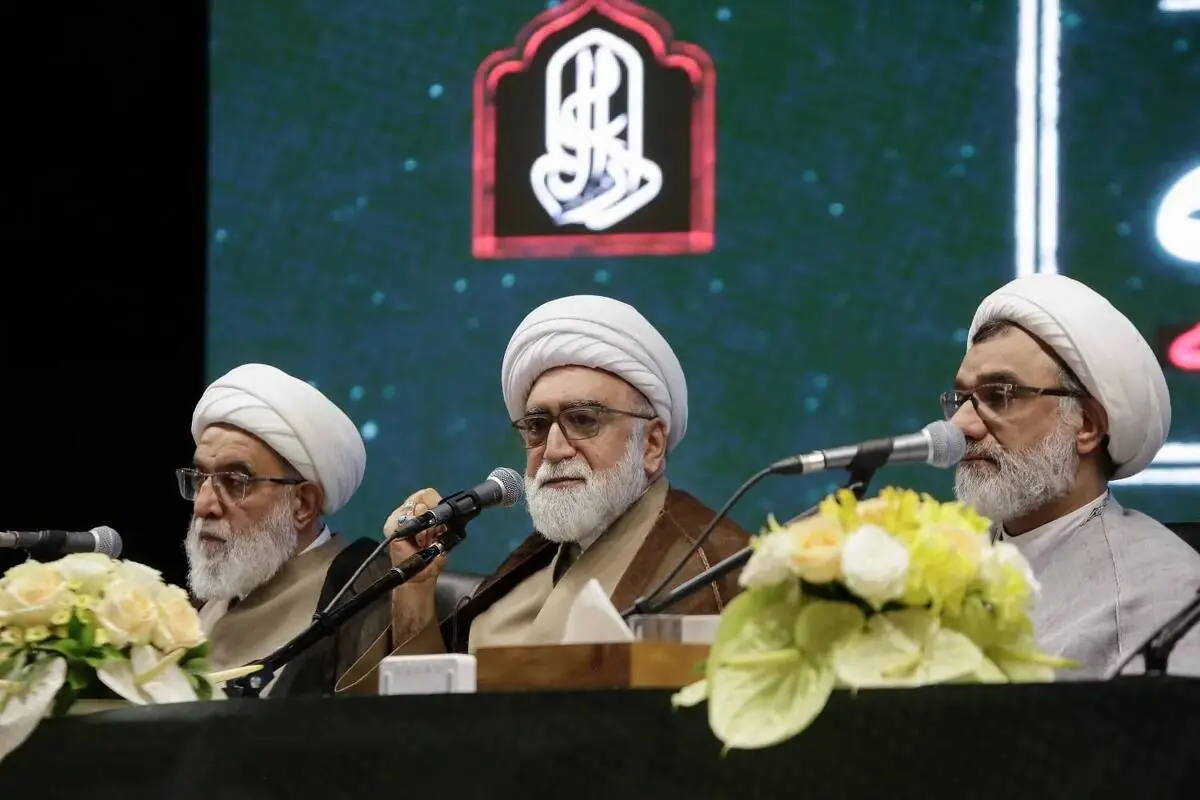 آیتالله مروی: شجاعت مبارزاتی، فکری و علمی، شاخصه بارز رهبر شهید است