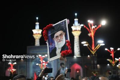 ویدئو | آیین بزرگداشت چهلم رهبر شهید انقلاب اسلامی در حرم مطهر رضوی | روایتی از فراق شهید خامنهای از زبان عاشقان ایشان