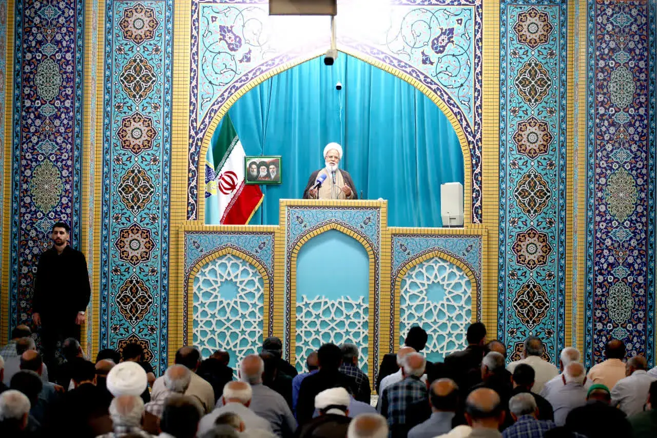  امام جمعه کرمانشاه: مسجد باید به پایگاه مقابله با صهیونیسم تبدیل شود