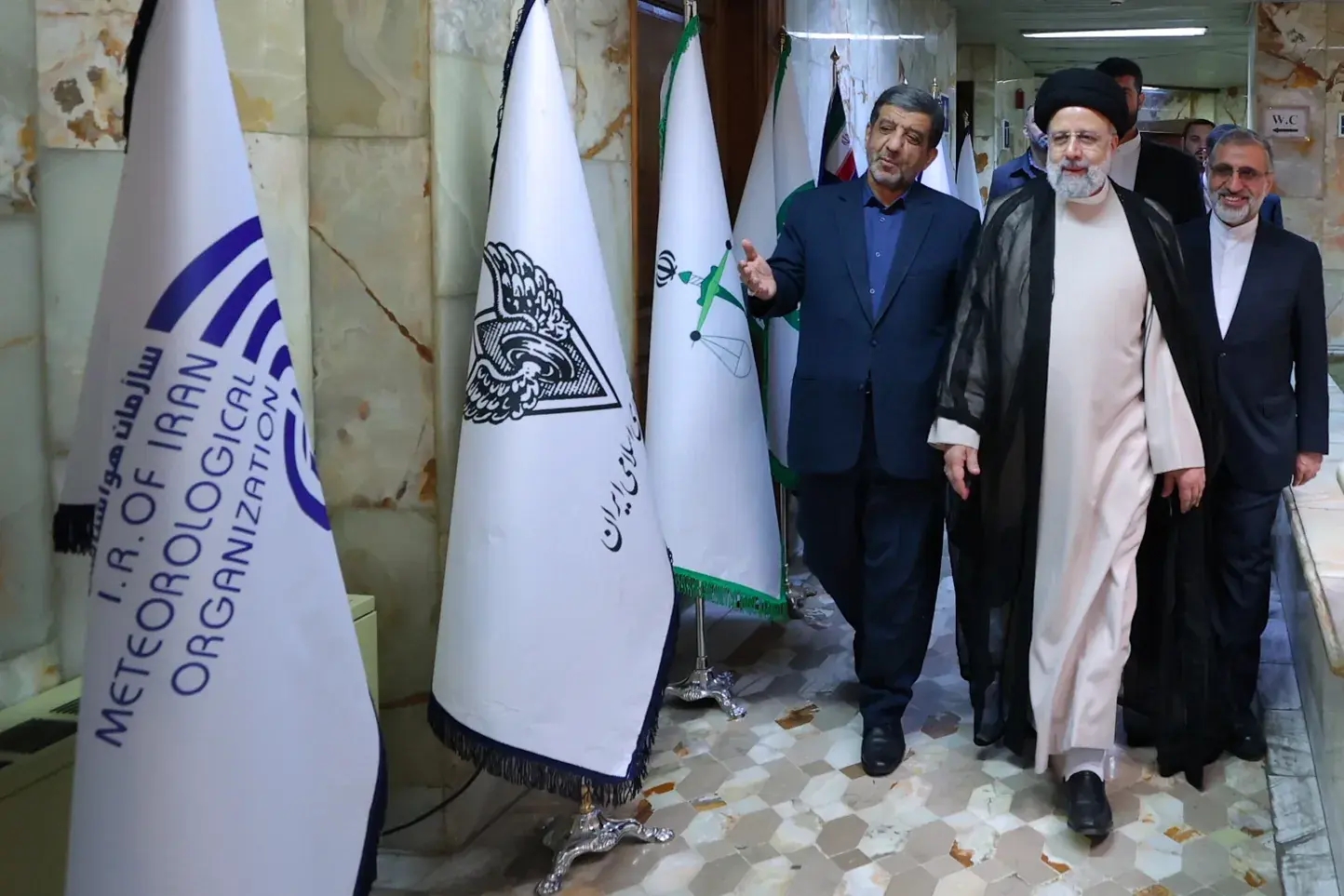 حضور رئیسی در جلسه ستاد هماهنگی خدمات سفر