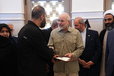  قالیباف از جانبازان و خانواده شهدای حمله به حشدالشعبی تجلیل کرد - تسنیم