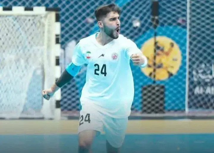 برد اول پسران هندبال با یک بازگشت رویارویی